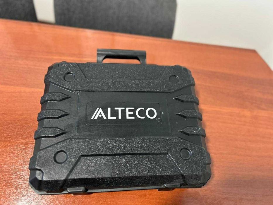 шуруповерт Alteco