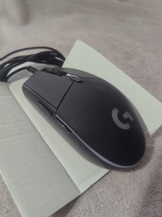 Игровая мышь компьютерная.