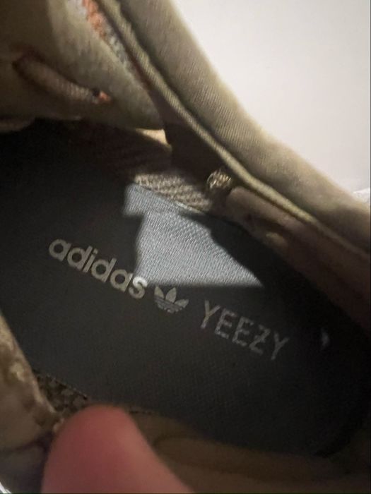 Yeezy 350 sand taupe
