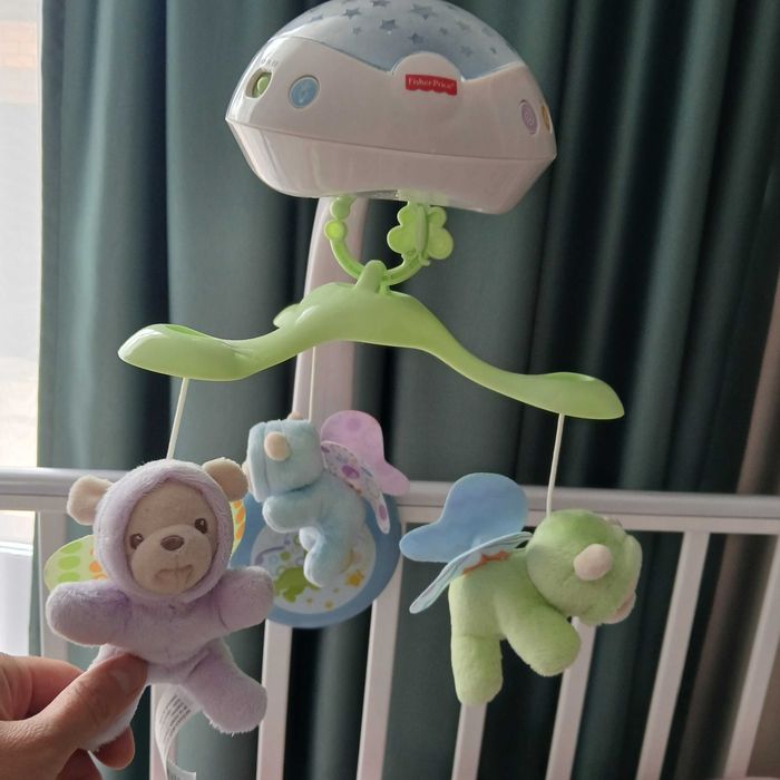 Продам мобиль Fisher Price