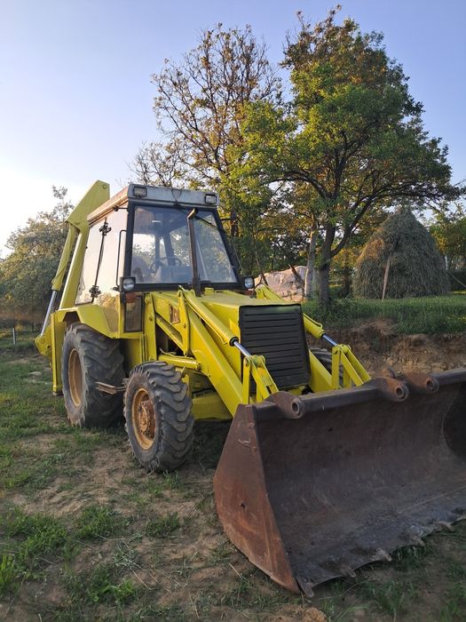 Buldoexcavator  jcb 3cx