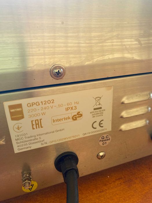 Gratar electric Metro Professional