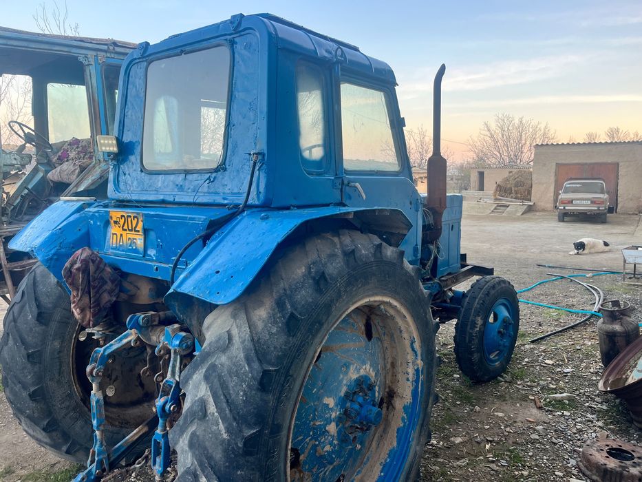 Трактор МТЗ 80. Срочный сотилади.