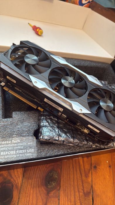 Zotac gtx 1080ti AMP EXTREME EDITION