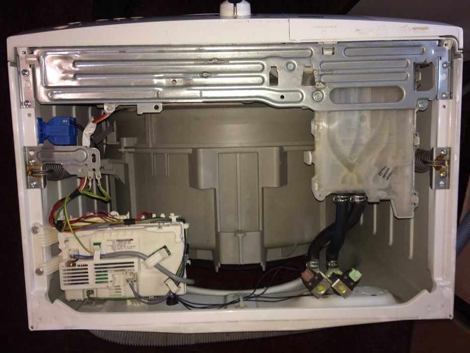 Пералня Zanussi ZWG6100K на ЧАСТИ!