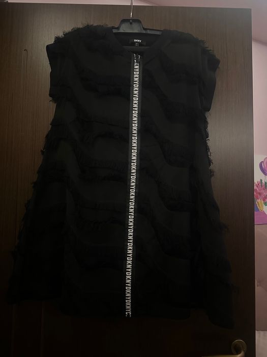 Рокля черна DKNY