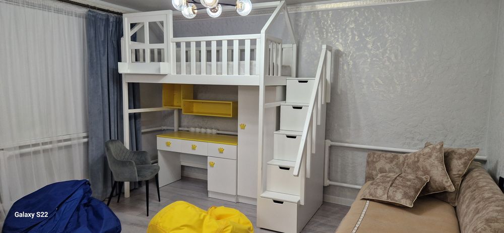 Кровать детский уголок