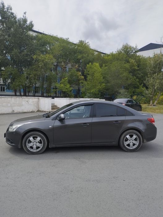 Продам Шевроле Круз