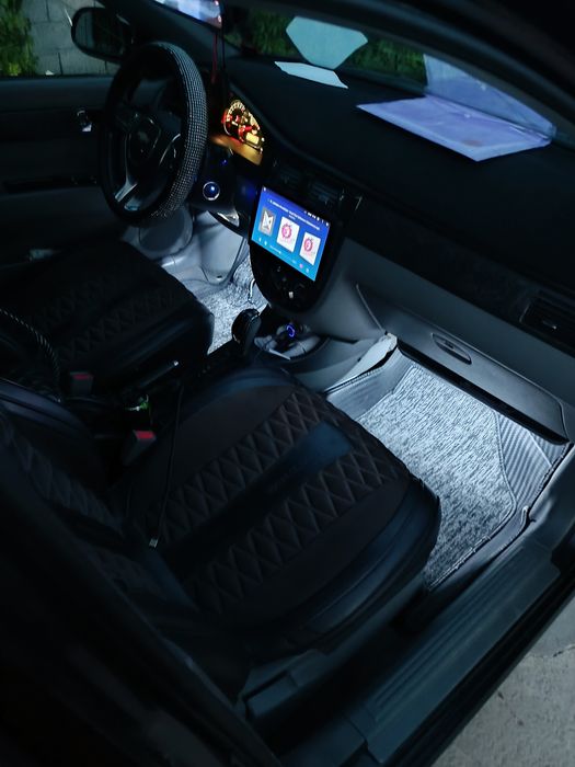 Продается Lasetti  3 позиция.Срочно.