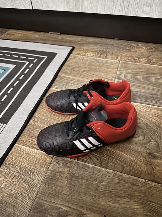 Футбольные бутсы