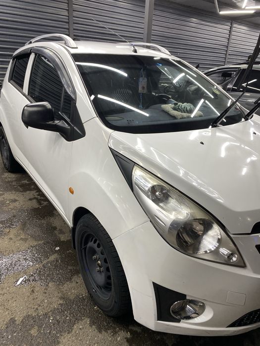 Spark 2010 yil 5200$ avtamat