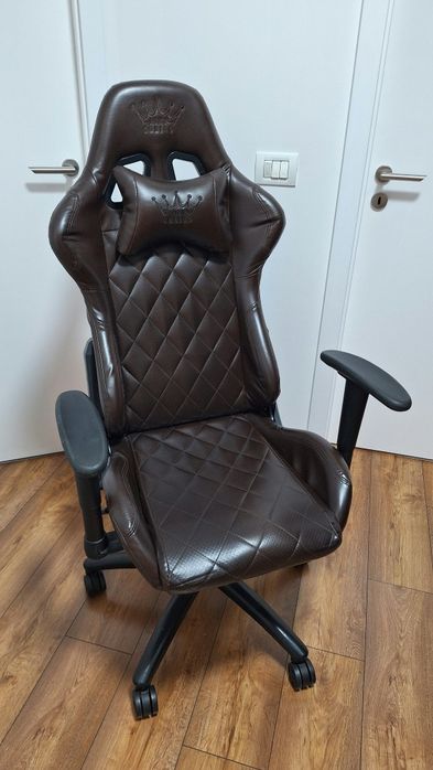 Vand scaun gaming