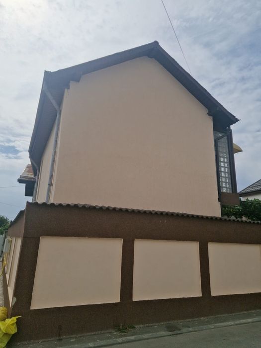 Casa( vila) de vanzare