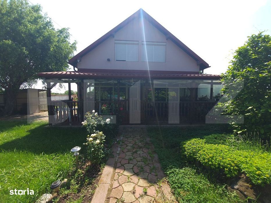 Vila cu 5 camere, 280 mp, livada pe rod, zona Valea Voievozilor