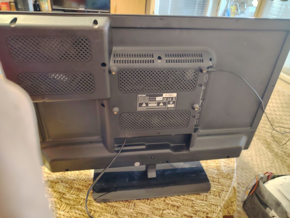 Телевизор Dyon 29 инча .