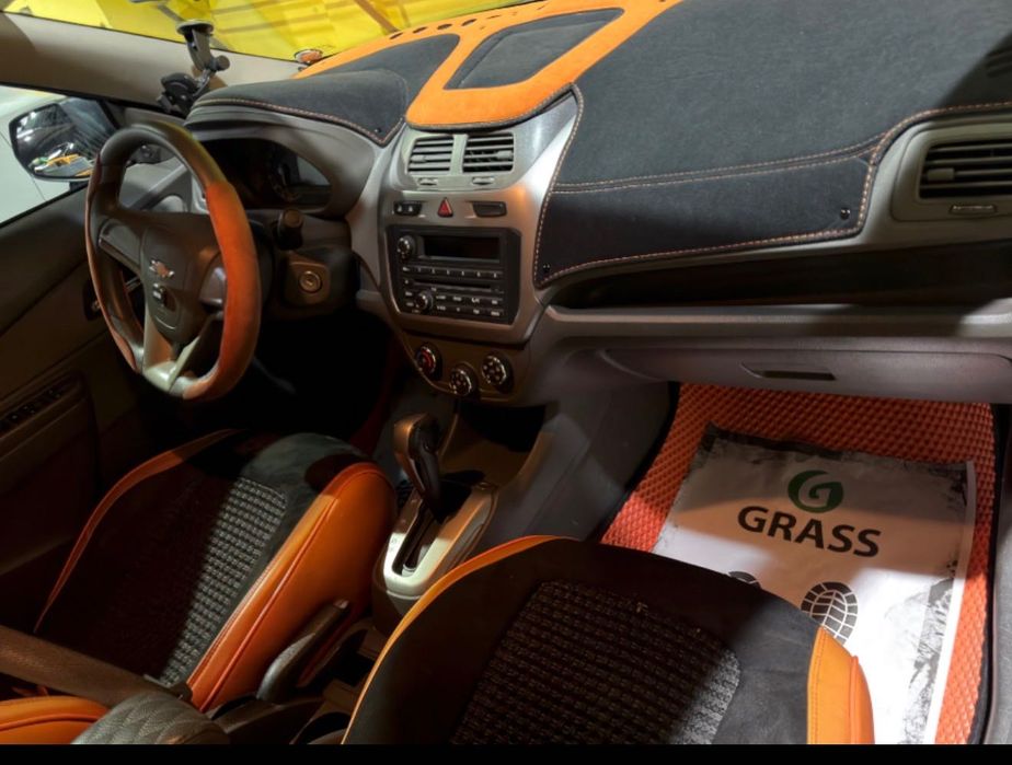 Кобалт 2020 автомат мокрый асфальт