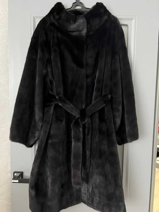 Продам шубу, норка Блэкглама