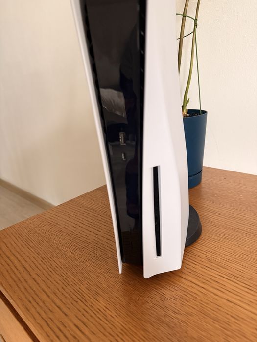 PlayStation 5 с дисководом PS5