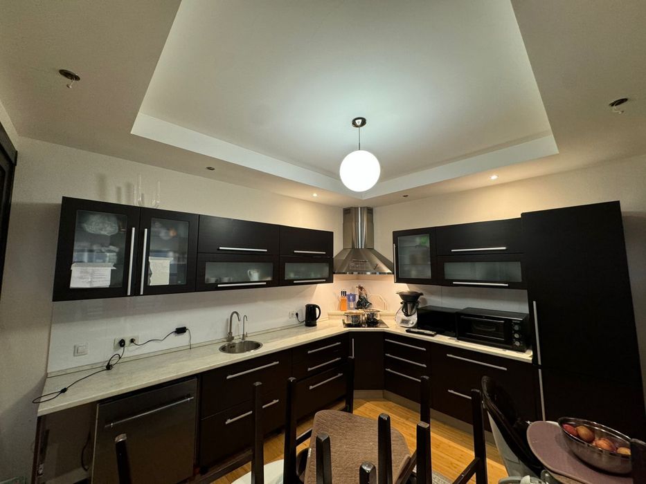 Продам кухню большую