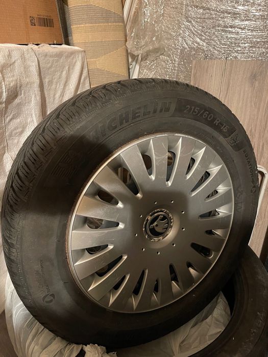 Michelin ALPIN 6 215/60/16 + оригинални джанти + оригинални тасове