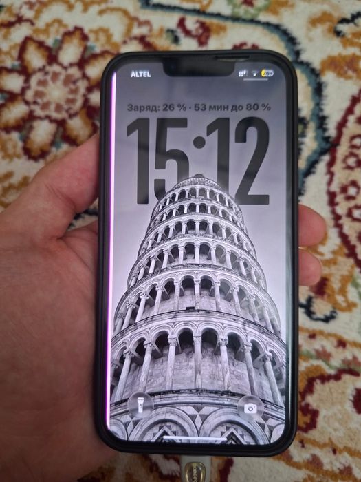 Продам Iphone 13