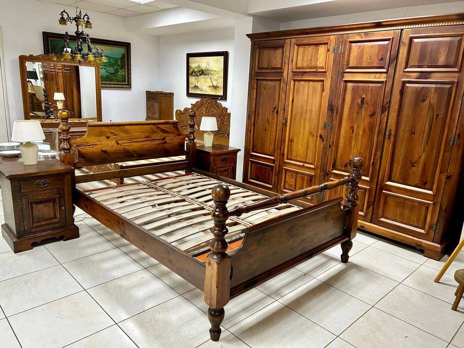 Спален комплект от масивно дърво