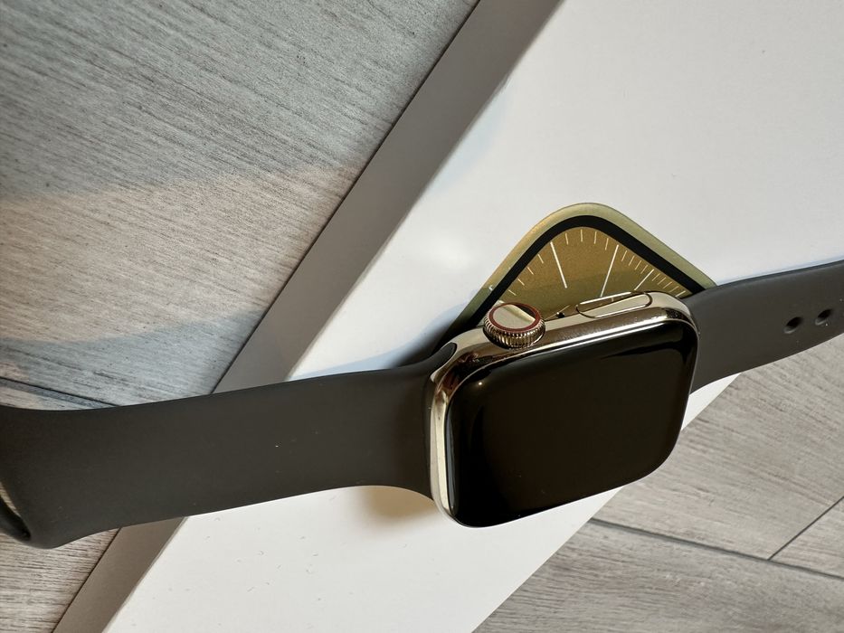 Apple Watch series 9 stainless steel gold gps+cellular 41mm  baterie 88%
