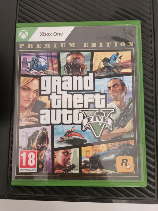 Xbox One 1TB + Controller + GTA V – funcțional