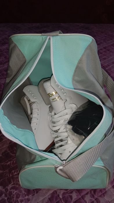 Продам коньки фигурные 37размер