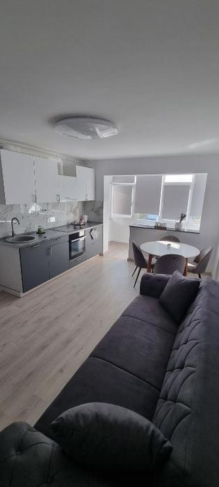 Apartament de închiriat