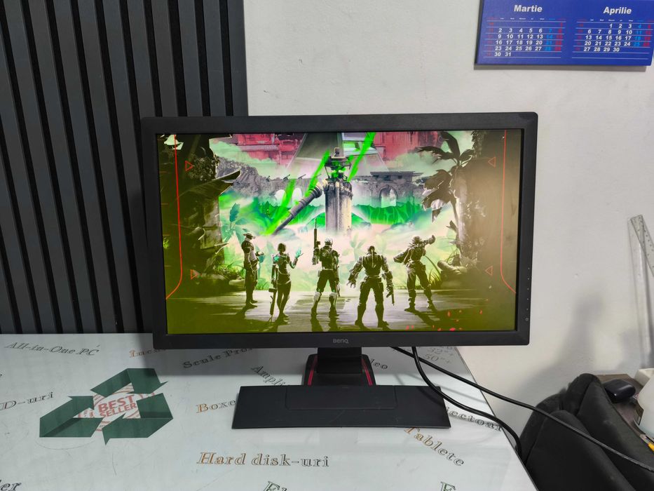 Monitor BenQ ZOWIE XL2411 24 inch gaming, HDMI DVI VGA USB