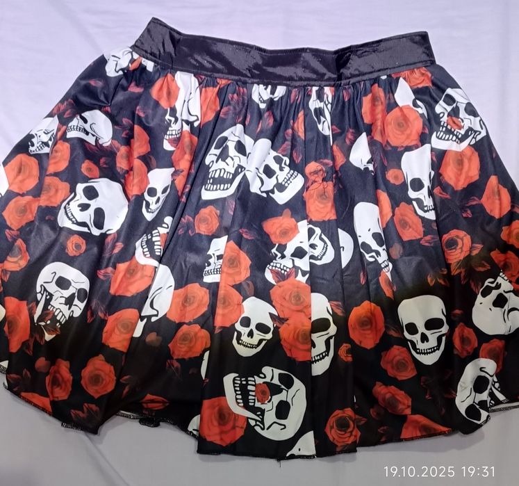 Vând costum dama Halloween Santa Muerte, masca Halloween, bal mascat