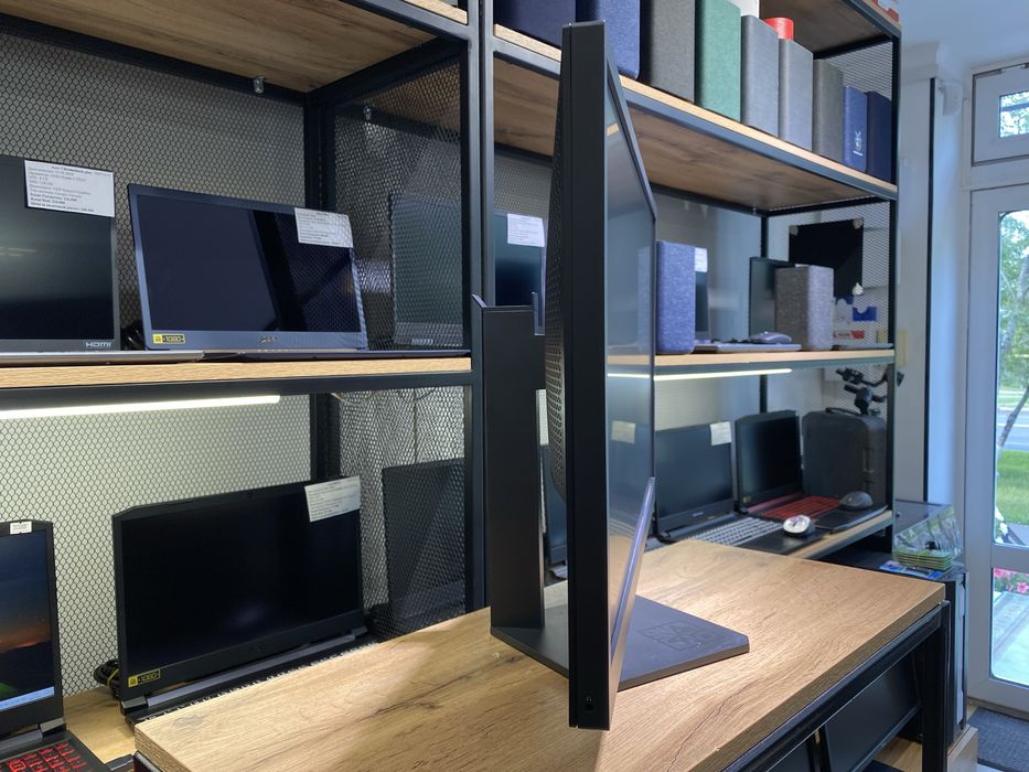 Монитор HP OMEN Z7Y57AA, черный, 10422/А10