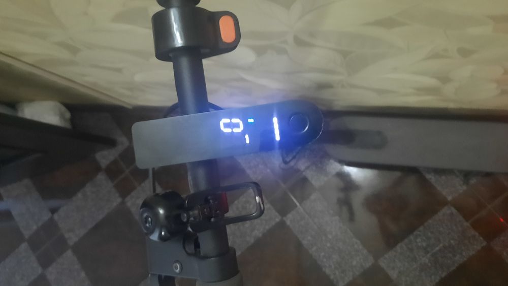 самокат xiomi mi electric scooter