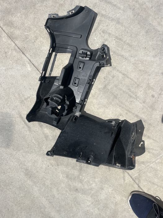 Държач BMW за халоген X1 F48