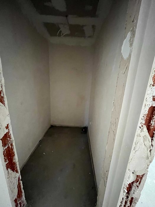 Продава се Тристаен апартамент в Казанлък - 98 кв.м за 1510 €/кв.м - Снимка #6