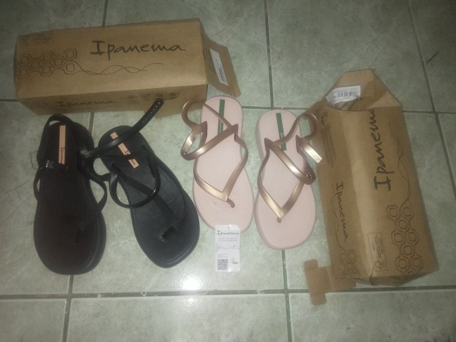 Ipanema sandale 38  ,100 RON ambele perechi