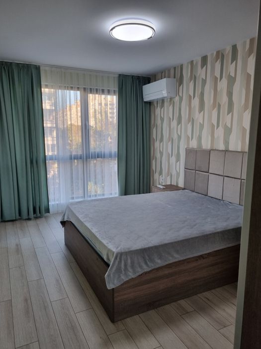 Дава се под наем Тристаен апартамент в Пловдив, Кършияка - 110 кв.м за 700 € - Снимка #2