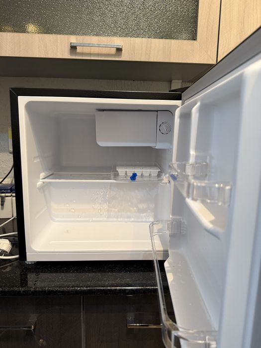 Продается холодильник