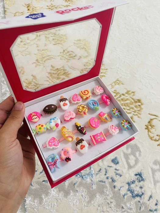 Продам кольцо девочке игрушки