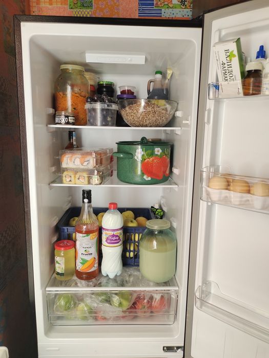 Продам холодильник