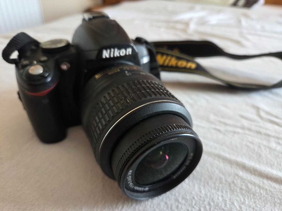 фотоапарат Nikon D3000