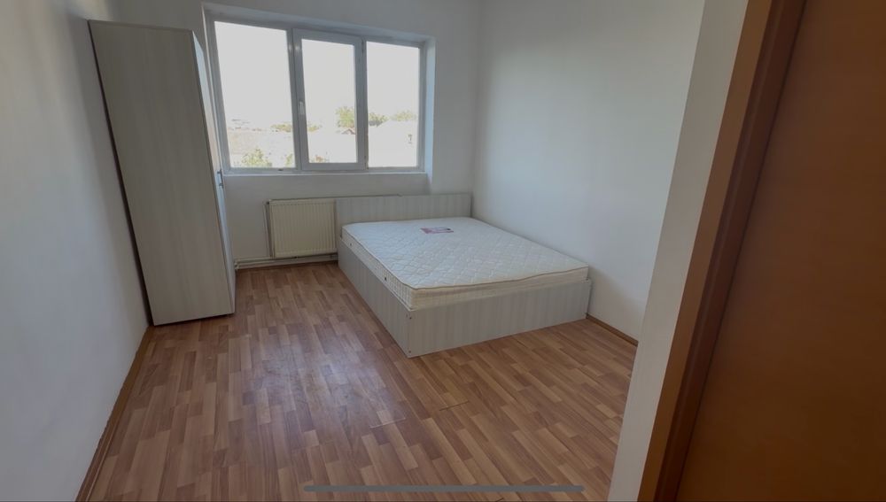 Garsonieră de închiriat