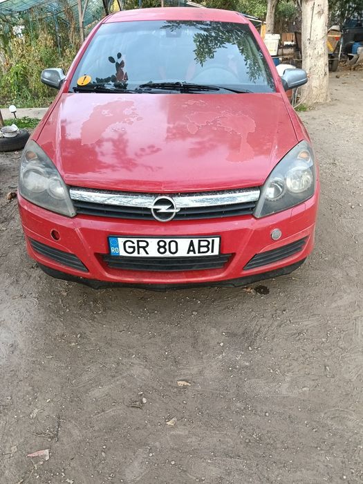 Vând ( 1200€) sau schimb cu Logan mcv