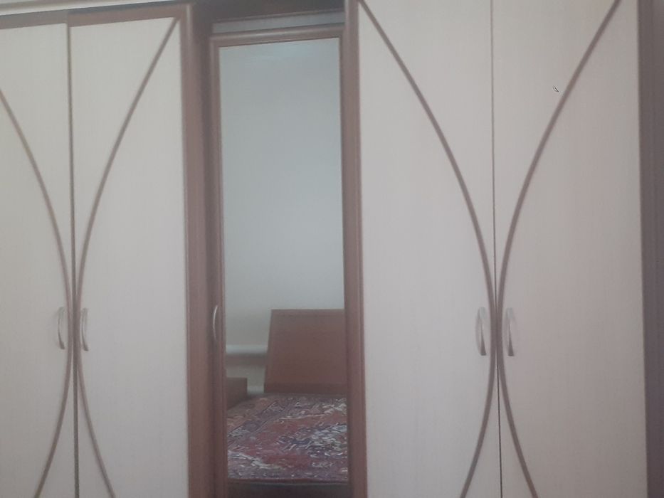 Продам спальный гарнитур