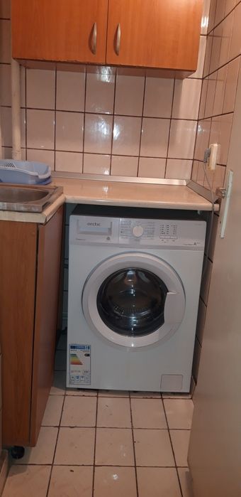 Inchiriez garsoniera bloc turn Ozana