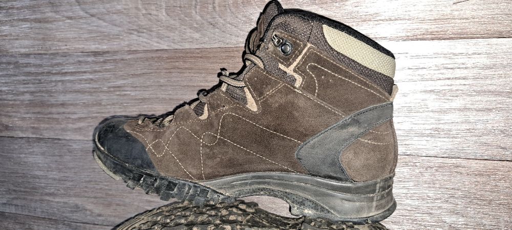 Lowa __Gore__tex__Дамски  Боти 37. 1/2