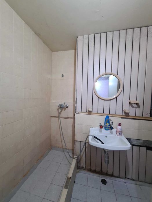 Продава се Тристаен апартамент в Хасково, Любен Каравелов - 80 кв.м за 893 €/кв.м - Снимка #9