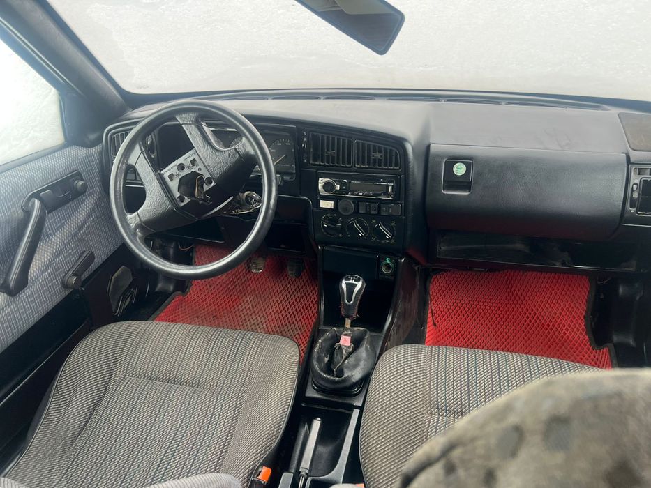 Продам пассат б3 1992г в