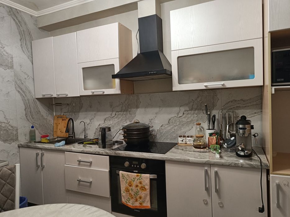 Отдам даром кухонный гарнитур